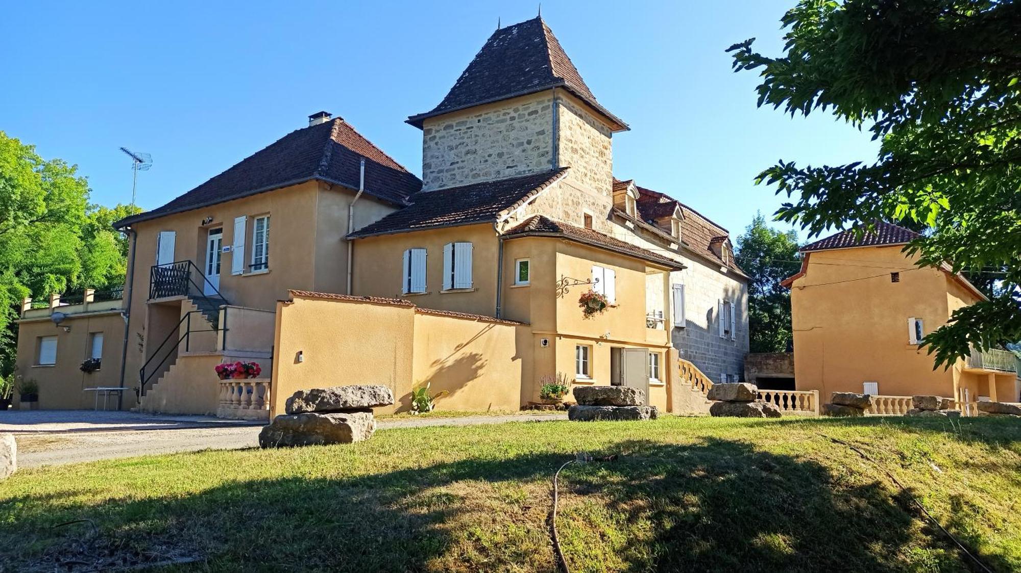 Le domaine de l'Escadasse Faycelles Extérieur photo
